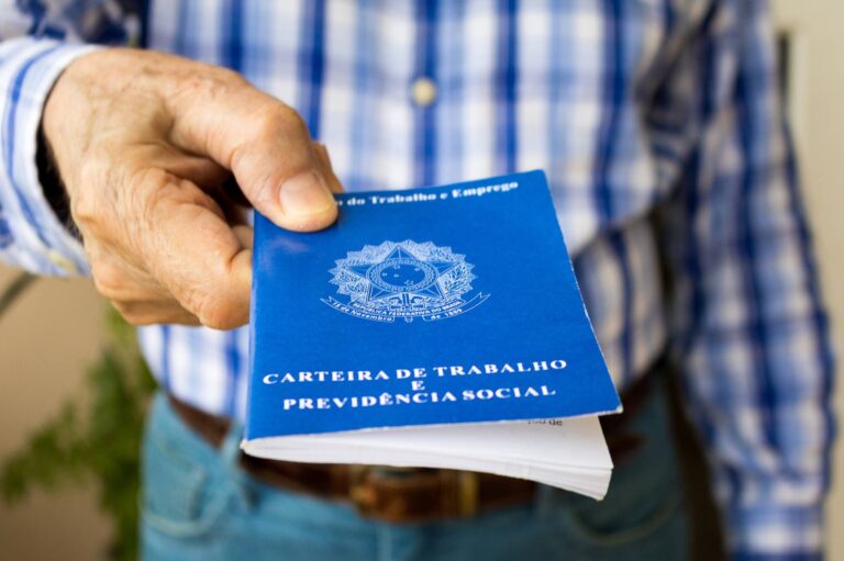 Leia mais sobre o artigo CDC FGTS: o Crédito Pessoal para Trabalhador